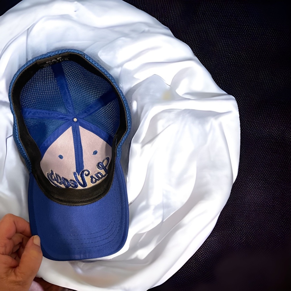 Las Vegas Royal Blue Fitted Cap Size L/XL Unisex Like New Conditions. - Picture 2 of 4